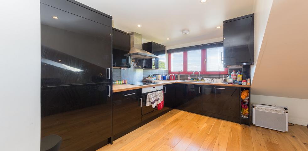 			3 Bedroom, 1 bath, 1 reception Apartment			 Redcroft Court, Iverson Road, WEST HAMPSTEAD